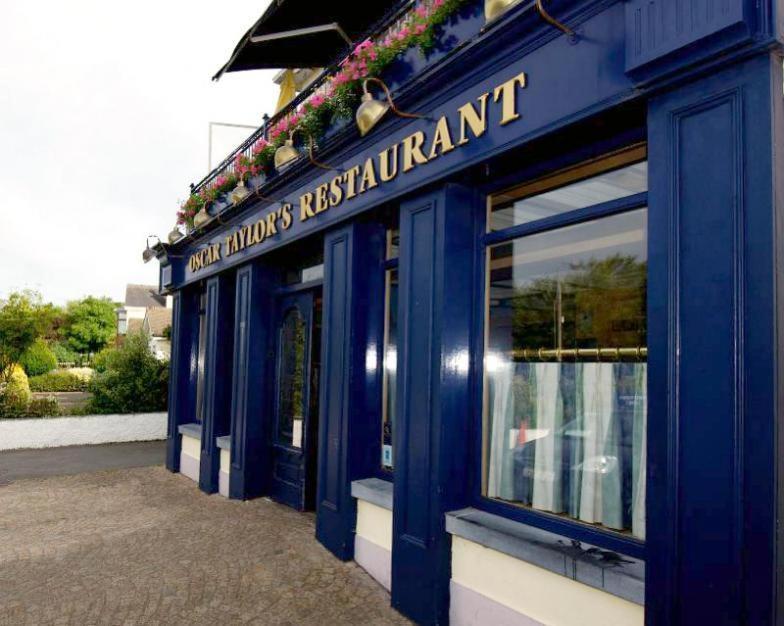 Island View Hotel Malahide Buitenkant foto
